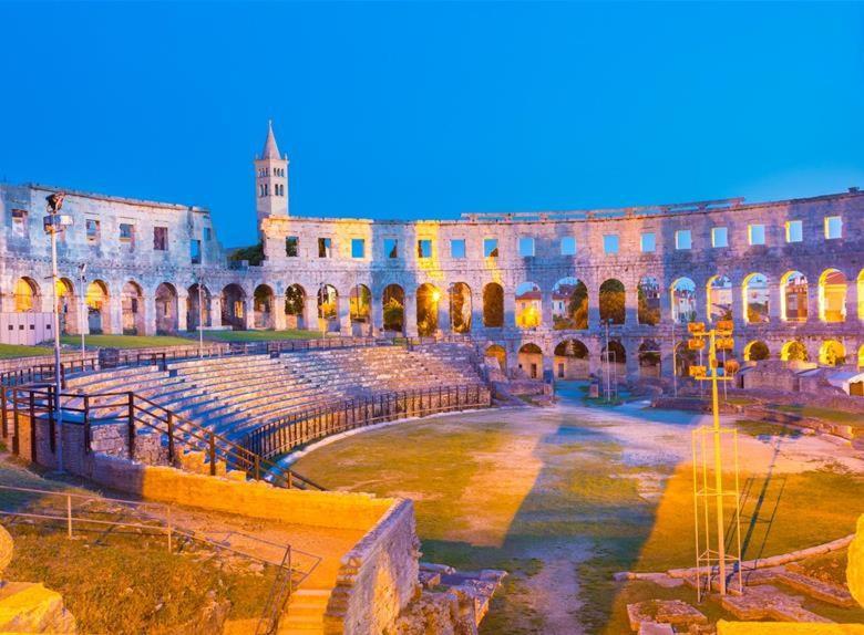M&A - Pula Apartment Bagian luar foto